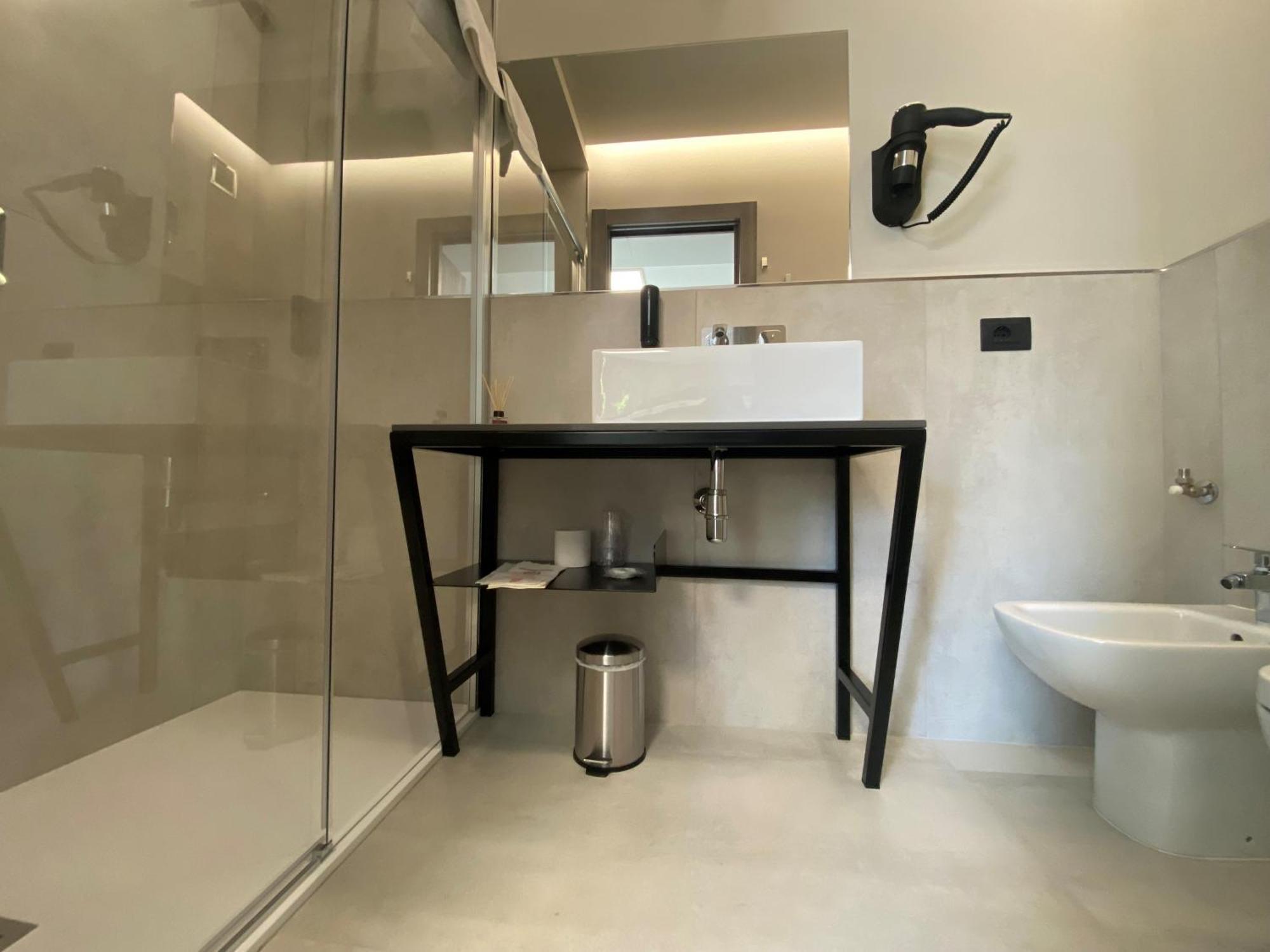 Hotel Vita سالو المظهر الخارجي الصورة
